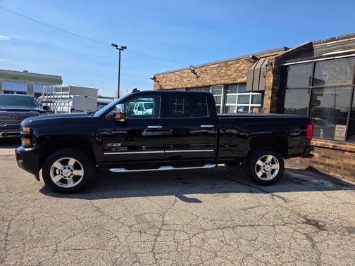 Black 2018 Chevrolet Silverado 2500 LT