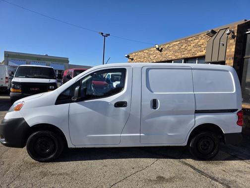 2017 Nissan NV200 S