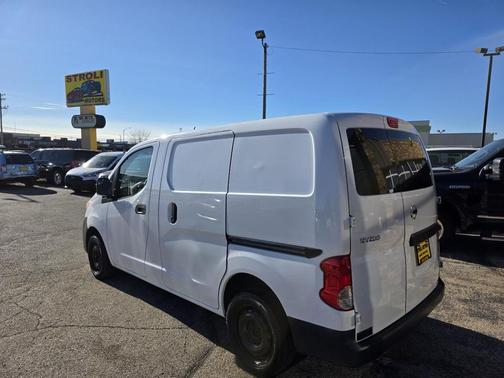 2017 Nissan NV200 S