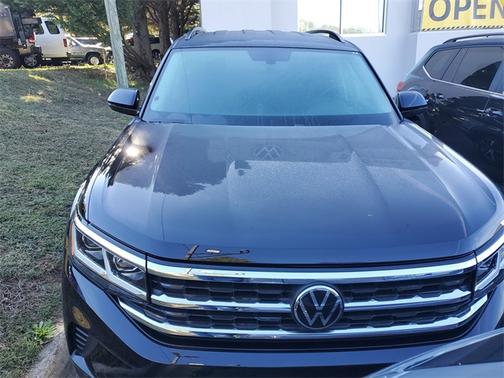 2023 Volkswagen Atlas 2.0T SE