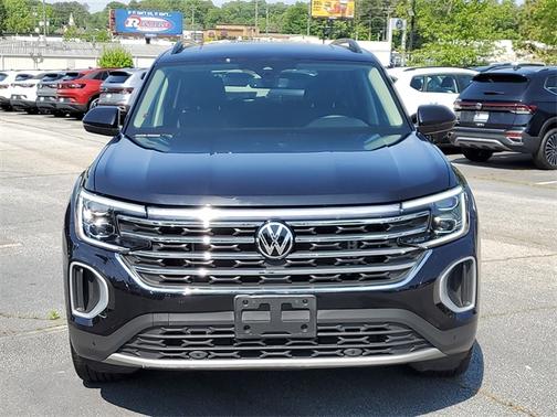 2024 Volkswagen Atlas 2.0T SE w/ Technology