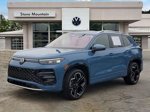 Monterey Blue Pearl 2025 Volkswagen Tiguan 2.0T SEL R-Line