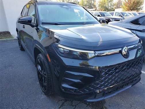 2025 Volkswagen Tiguan 2.0T SE R-Line Black