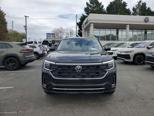 Deep Black Pearl 2025 Volkswagen Atlas 2.0T SEL Premium R-Line