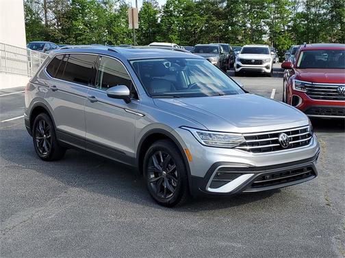 2024 Volkswagen Tiguan 2.0T SE