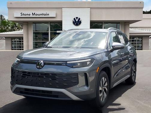 Platinum 2026 Volkswagen Tiguan 2.0T S