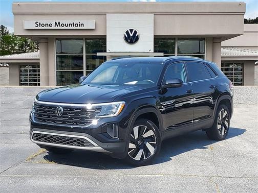 2024 Volkswagen Atlas Cross Sport 2.0T SE w/ Technology
