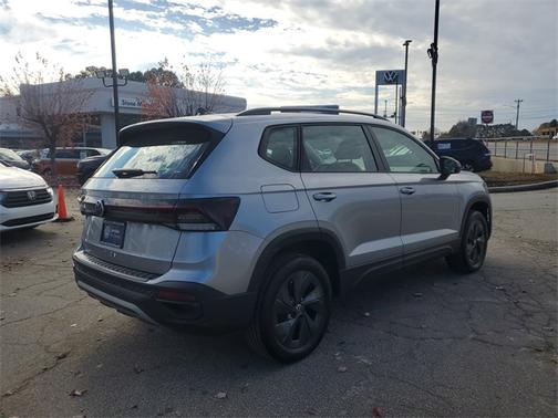 2025 Volkswagen Taos 1.5T S