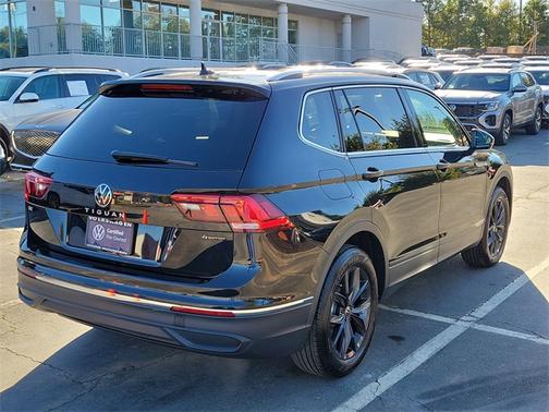 2024 Volkswagen Tiguan 2.0T SE