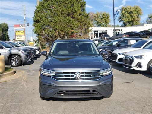 2023 Volkswagen Tiguan 2.0T SE