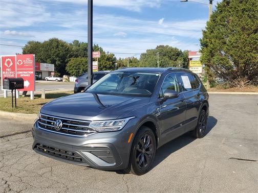 2023 Volkswagen Tiguan 2.0T SE