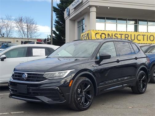 2024 Volkswagen Tiguan 2.0T SE R-Line Black