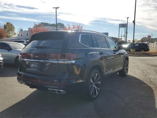 2025 Volkswagen Atlas 2.0T SEL Premium R-Line
