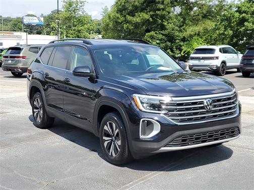 2024 Volkswagen Atlas 2.0T SE
