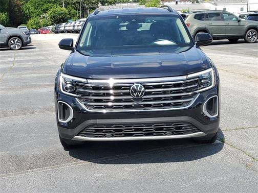 2024 Volkswagen Atlas 2.0T SE