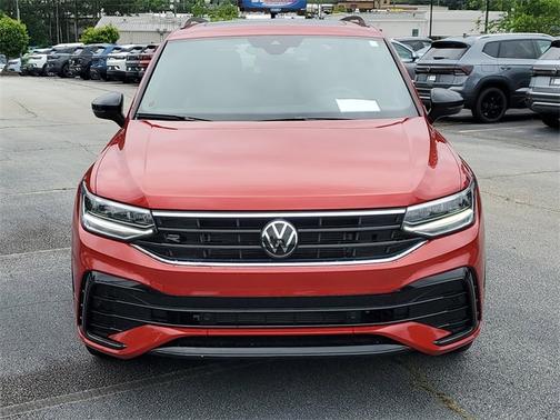 2024 Volkswagen Tiguan 2.0T SE R-Line Black