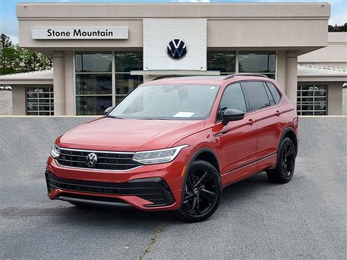 2024 Volkswagen Tiguan 2.0T SE R-Line Black