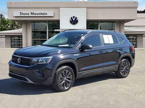 Deep Black Pearl 2024 Volkswagen Taos 1.5T S