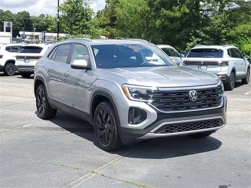 2024 Volkswagen Atlas Cross Sport 2.0T SE w/ Technology