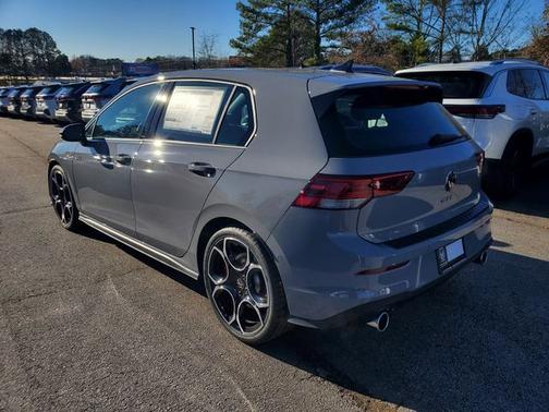 Moonstone 2026 Volkswagen Golf GTI Autobahn