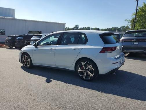 White Pearl 2026 Volkswagen Golf GTI 2.0T SE