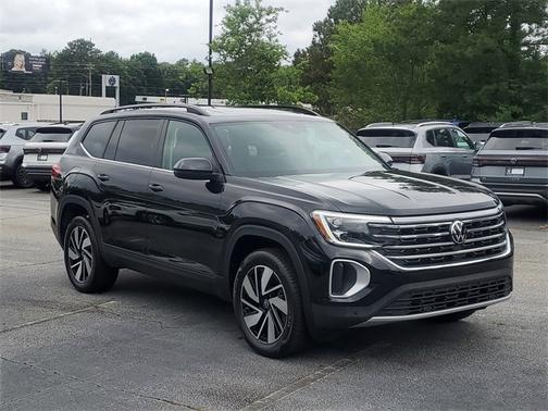 2025 Volkswagen Atlas 2.0T SE w/ Technology