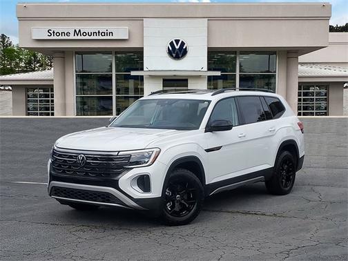 2024 Volkswagen Atlas 2.0T Peak Edition SE w/Technology