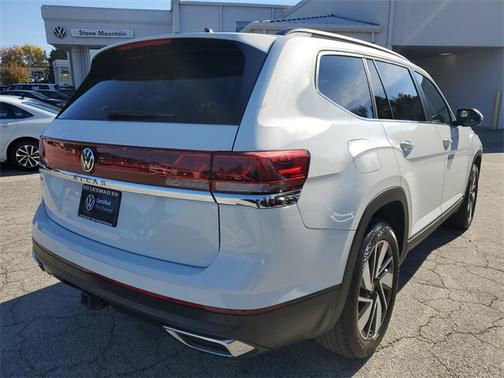 2024 Volkswagen Atlas 2.0T SE w/ Technology