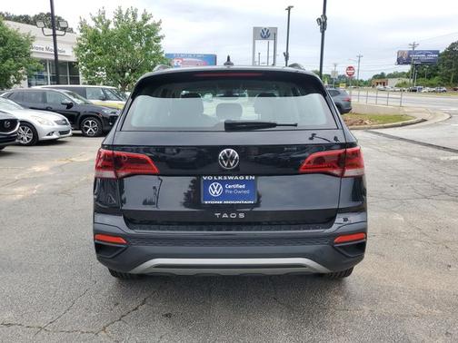 Deep Black Pearl 2024 Volkswagen Taos 1.5T S