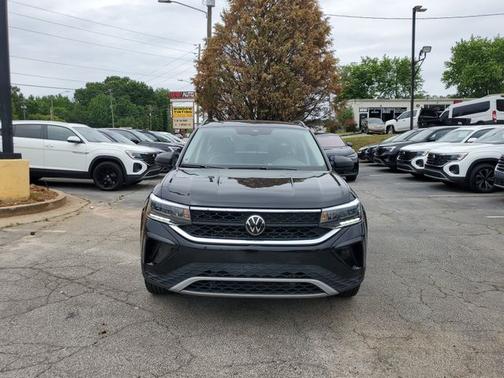 Deep Black Pearl 2024 Volkswagen Taos 1.5T S