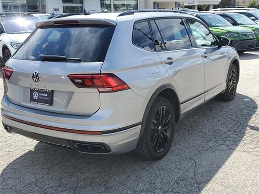 2022 Volkswagen Tiguan 2.0T SE R-Line Black