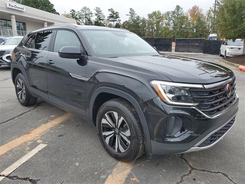 2025 Volkswagen Atlas Cross Sport 2.0T SE