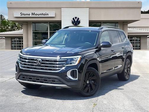 2024 Volkswagen Atlas 2.0T SE w/ Technology