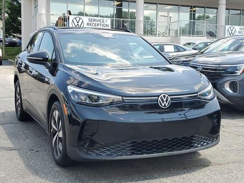 Deep Black Pearl Effect 2025 Volkswagen ID.4 Pro