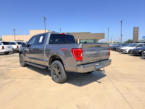 Carbonized Gray Metallic 2022 Ford F-150 XLT