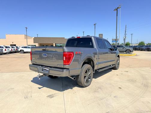 Carbonized Gray Metallic 2022 Ford F-150 XLT