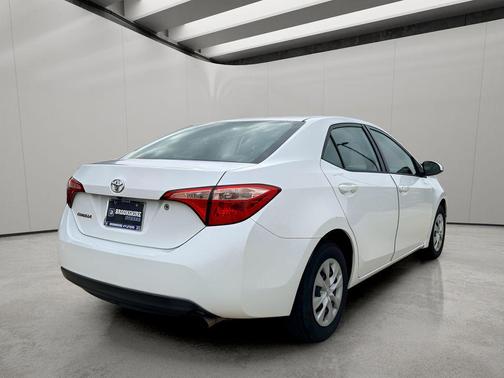 Super White 2019 Toyota Corolla L
