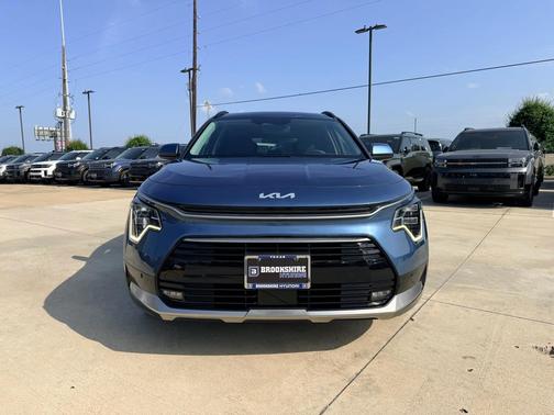 Mineral Blue 2023 Kia Niro Plug-In Hybrid SX Touring