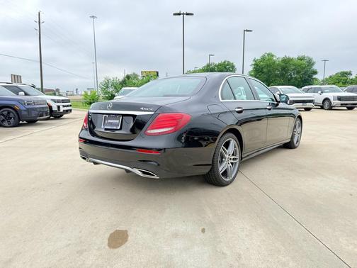 Obsidian Black Metallic 2019 Mercedes-Benz E-Class E 300 4MATIC