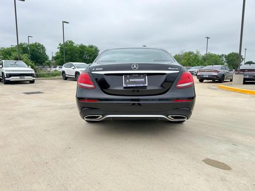 Obsidian Black Metallic 2019 Mercedes-Benz E-Class E 300 4MATIC