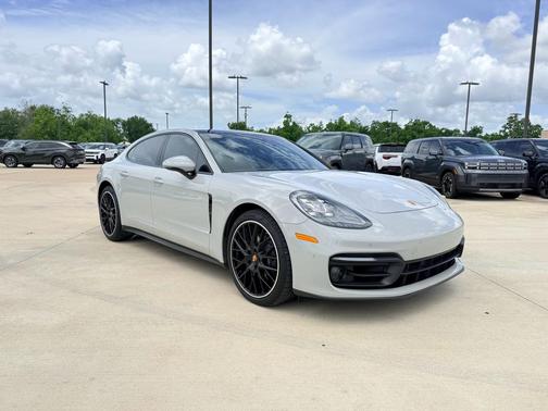 Black 2023 Porsche Panamera 4