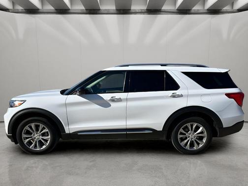 Oxford White 2023 Ford Explorer Limited