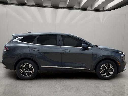 Gravity Gray 2023 Kia Sportage LX
