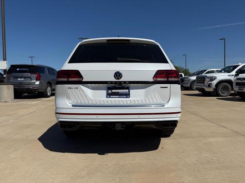 Opal White Pearl Effect 2023 Volkswagen Atlas 3.6 V6 SEL R-Line Black