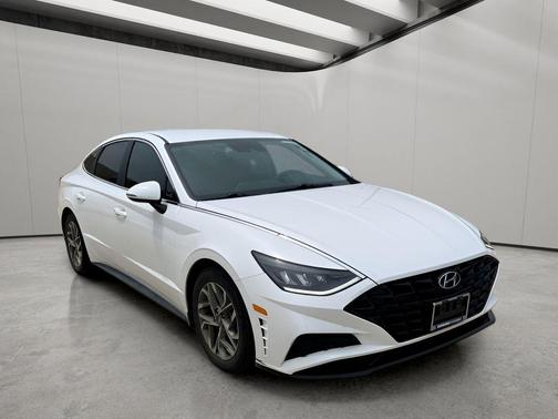 White 2023 Hyundai SONATA SEL