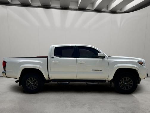 Ice 2023 Toyota Tacoma SR5