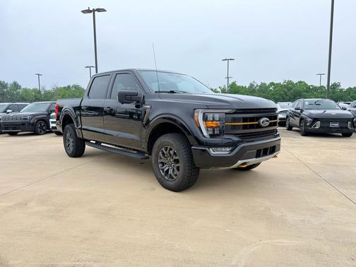 Agate Black Metallic 2023 Ford F-150 Tremor