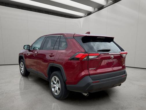 Ruby Flare Pearl 2022 Toyota RAV4 LE