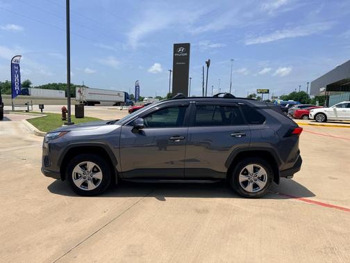 Magnetic Gray Metallic 2025 Toyota RAV4 XLE