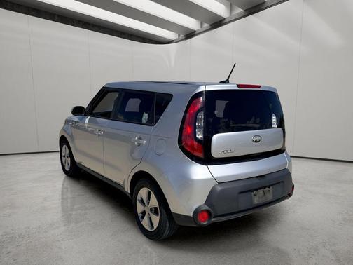 Bright Silver 2015 Kia Soul Base